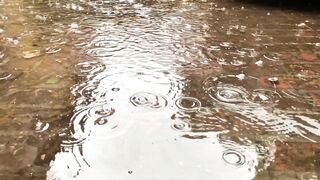 RAINY DAY LOOKS BEAUTY FUL