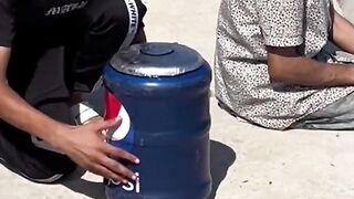 لحضة مضحكة