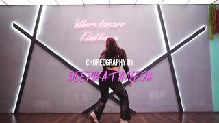 Indian Girl Deepika Taneja Dance