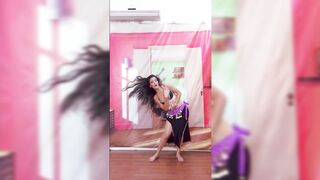 Indian Girl Soundous Dance