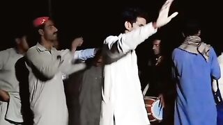 Mainwali dance