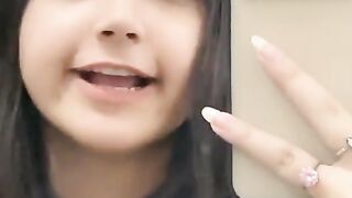 Mari  jo dhak rha hai uaki ma bap ki lambi zindgi