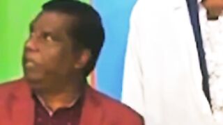 Funny stagedrama clip of Amanat chan