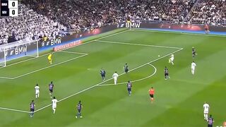 Vinicius' Brilliant Assist for Real Madrid's Goal