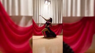 Indian Girl Zui Dance