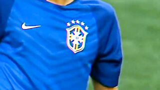Neymar and Kaka ????????????