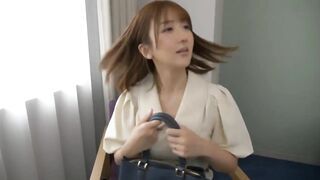 舌まで綺麗なお姉さん.