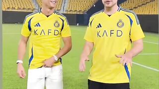 Cristiano ronaldo teaching mr beast his action so ????????????????