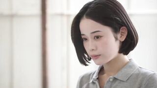 旦那のために、少しでもお金を稼ぐために運送会社で働く.