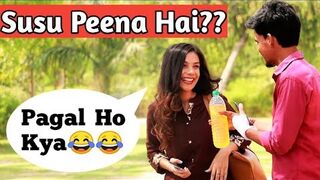 SUSU BOTTLE PRANK ON  || PICHHE DEKHO PICHHE || Pranks in india || MindlessLaunde