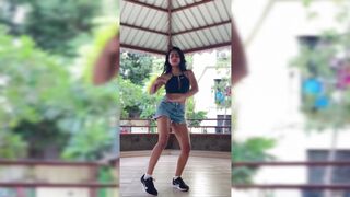 Indian Girl Ganshree Yadav Dance