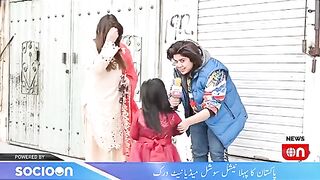 Kid surprised anchor - subscribe us