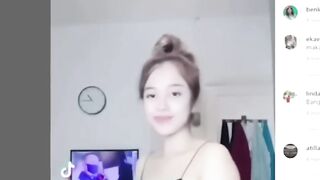 BEGINI KALO LAKI LAKI SELALU MENJAGA PERASAAN PASANGANNYA