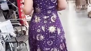 Model In Shoping Mall Showing her Big
