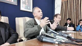 Last Chance For The Deal? What Did Malik Riaz Agree In UK? PTI Leaders Urgent Press Conference.