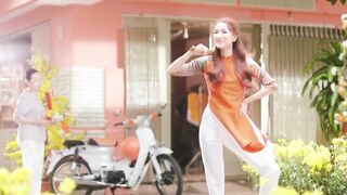 BÍCH PHƯƠNG x MIRINDA - Chuyện Cũ Bỏ Qua (Official M/V)