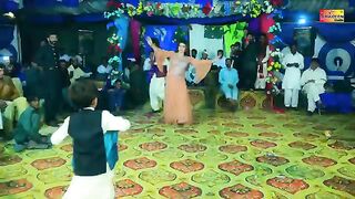 Larka ka Kamal by song dance very good boy
