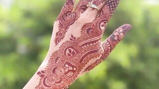 Mahndi design