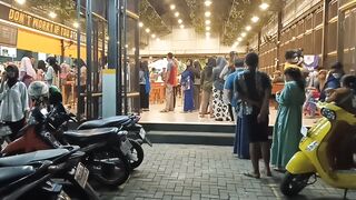 Antrian di Mie Gacoan
