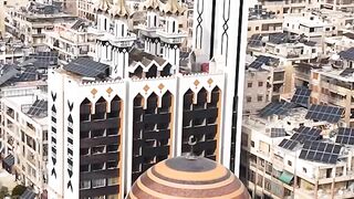 إن الله و ملائكته يصلون على النبي