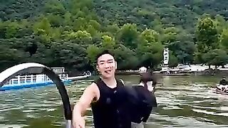 Boooom