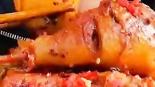 Spicy chicken thigh rice and ribs