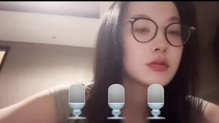 Yutong singing