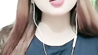 Bangladeshi item girls Varsha live show Tere Naam Rakh Diya maine Dil pat-20