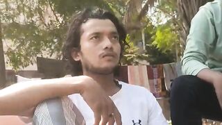 गाँव में कोई नहीं है ठाकुर sahab