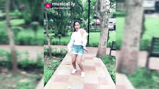 Indian Girl Teriya Dance