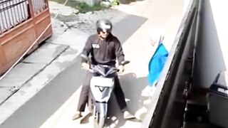 Komedi
