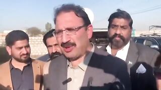 What did Imran Khan say to Junaid Akbar and Aaliya Hamza? Imran Khan gave a big order.