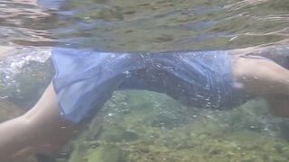 Berenang bersamaku