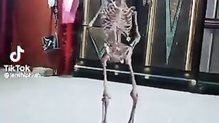 Tiktok dance