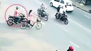 brave girl caught the criminal