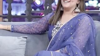 Nimra Mehra won the hearts of the Public Demand team by singing the song