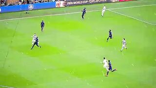 هدف ليونيل ميسي الأول في كأس العالم