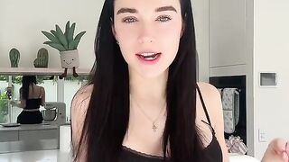 Wanita itu cerewet
