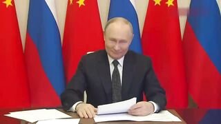 Китай требует от Путина сокращения ядерного арсенала РФ.