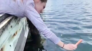 HAND FOR FISH
