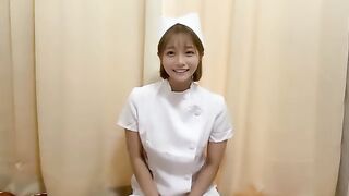 Japanese midwife teaches how to pump breast milk