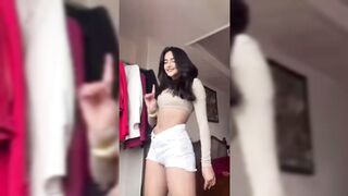 Indian Girl Siya Sharma Dance