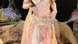 Sexy douyin cosplay dance