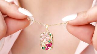 Beautiful necklaces gifts