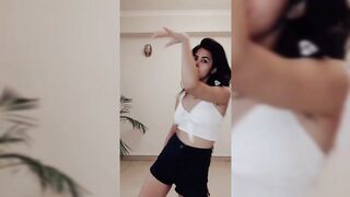 Indian Girl Jigyasa Sharma Dance