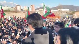 Dr. Shahbaz Gul's smoky speech to overseas Pakistanis. What did General Bajwa do? Shahbaz Gul took the class.