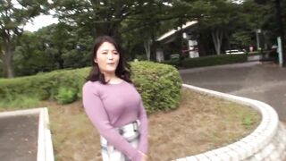 夫婦でボクシングジム経営。アスリート妻47歳。.mp4