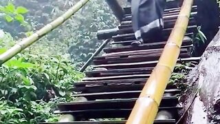 Lucu dan ngakak