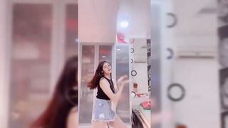Indian Girl Dhirishti Jain Dance