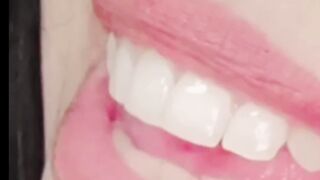 Beautiful lips ???? follow me